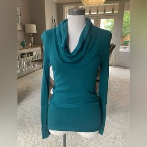 Bobi green thermal tee